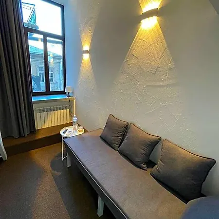 Lift Boutique - Derybasivska Hotel Odessa