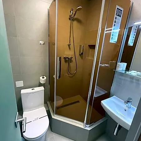 Lift Boutique - Derybasivska Oděsa
