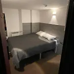 Lift Boutique - Derybasivska 3* אודסה