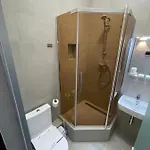 Lift Boutique - Derybasivska מלון