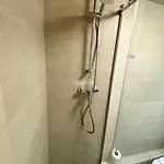 Lift Boutique - Derybasivska מלון 3*