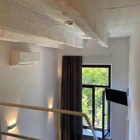 Lift Boutique - Derybasivska Odesa