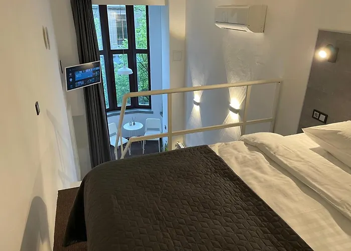 Hotel Lift Boutique - Derybasivska