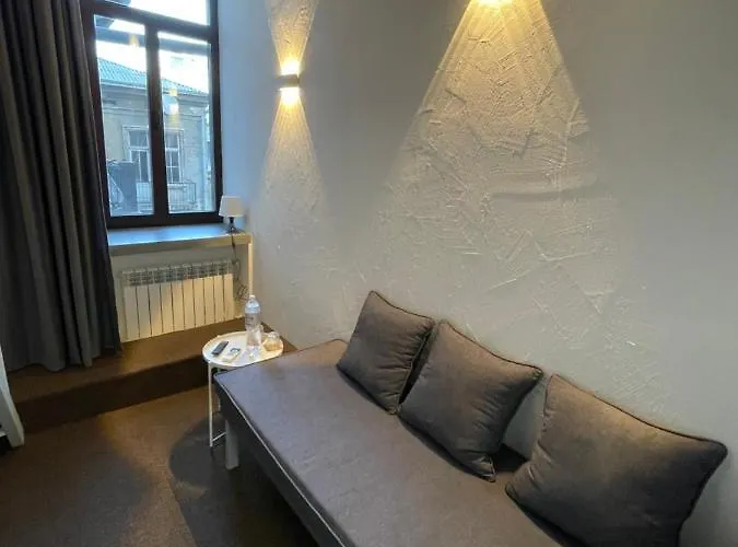 Lift Boutique - Derybasivska