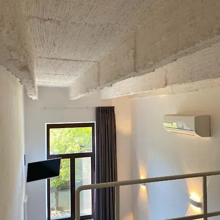 Hotel Lift Boutique - Derybasivska