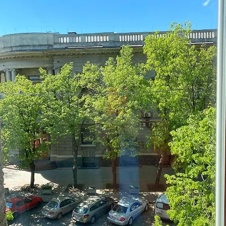 Lift Boutique - Derybasivska Odessa