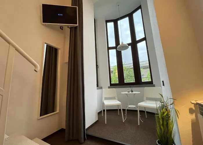 Lift Boutique - Derybasivska 3*